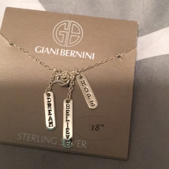 Silver inspiration never worn necklace - Picture 2 of 2